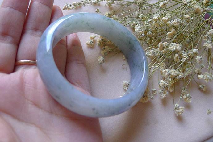 佩戴翡翠的好处