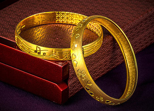 典当行是如何办理黄金典当的